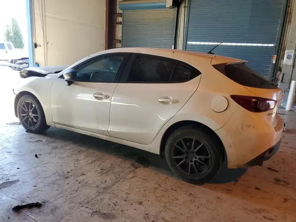 JM1BM1J7XG1317383 2016 MAZDA 3 - Image 2