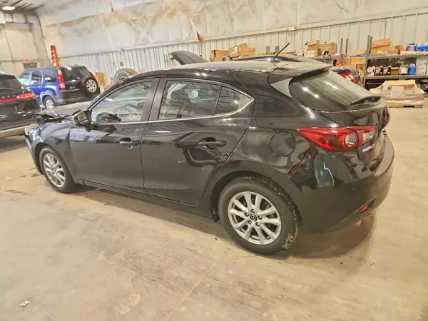 JM1BM1K71G1323166 2016 MAZDA 3 - Image 2