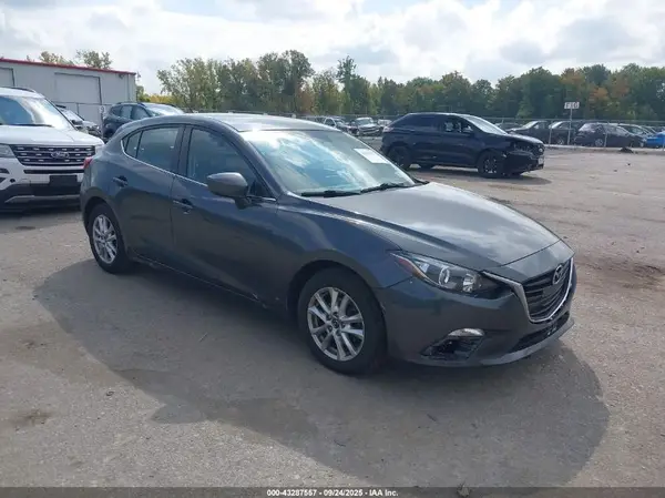 JM1BM1K74G1321797 2016 MAZDA 3 - Image 1