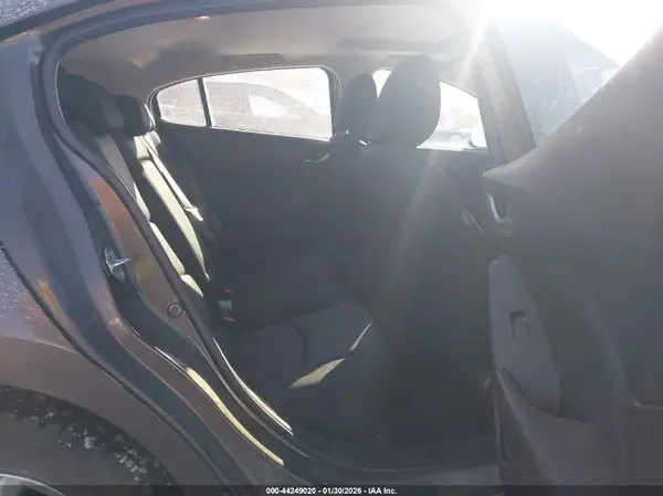JM1BM1L71G1289695 2016 MAZDA 3 - Image 8