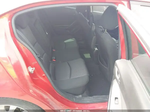 JM1BM1L71G1333033 2016 MAZDA 3 - Image 8
