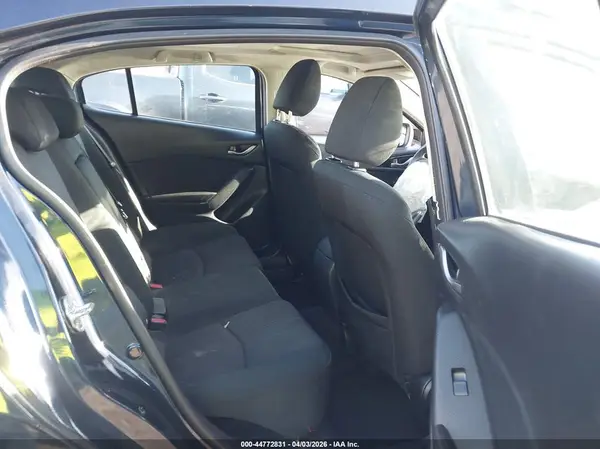 JM1BM1L74G1343152 2016 MAZDA 3 - Image 8