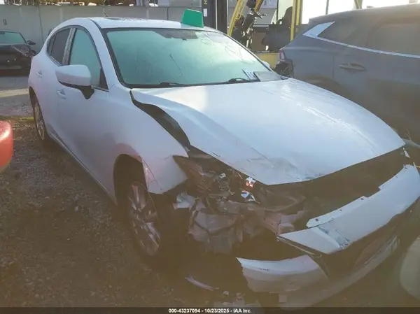 JM1BM1L79G1301088 2016 MAZDA 3 - Image 1