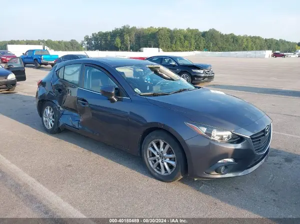 JM1BM1L79G1355068 2016 MAZDA 3 - Image 1
