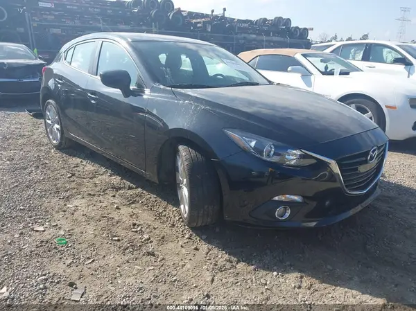 JM1BM1M30G1330832 2016 MAZDA 3 - Image 1