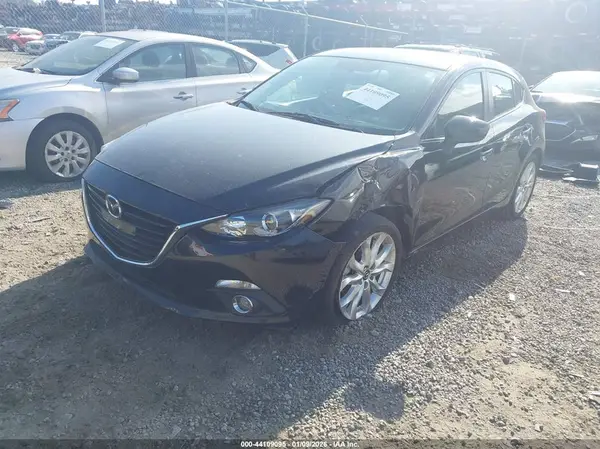 JM1BM1M30G1330832 2016 MAZDA 3 - Image 2