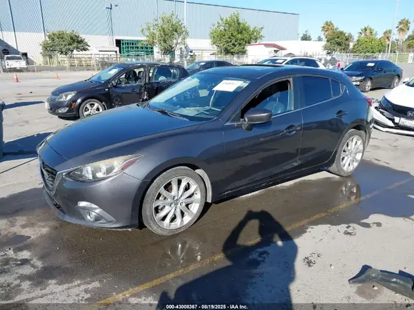JM1BM1M34G1340814 2016 MAZDA 3 - Image 2