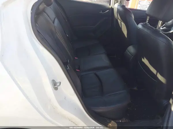 JM1BM1M38G1292038 2016 MAZDA 3 - Image 8