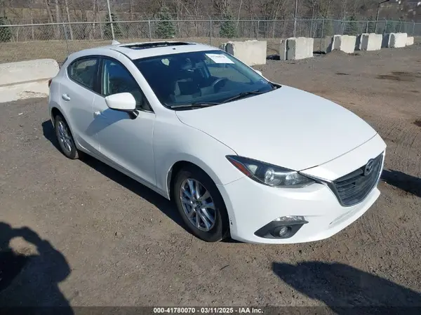 JM1BM1M71G1316182 2016 MAZDA 3 - Image 1