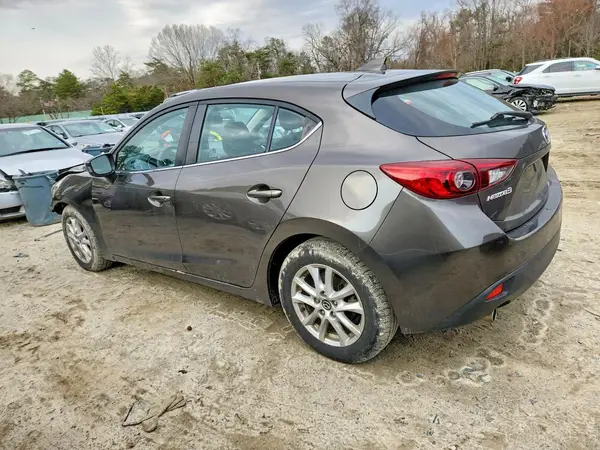 JM1BM1M73G1315552 2016 MAZDA 3 - Image 2