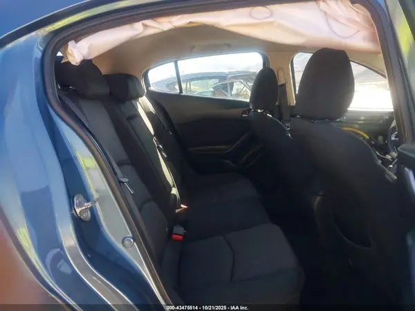 JM1BM1M73G1330777 2016 MAZDA 3 - Image 8