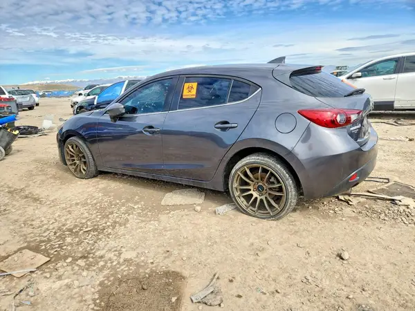 JM1BM1M76G1341868 2016 MAZDA 3 - Image 2