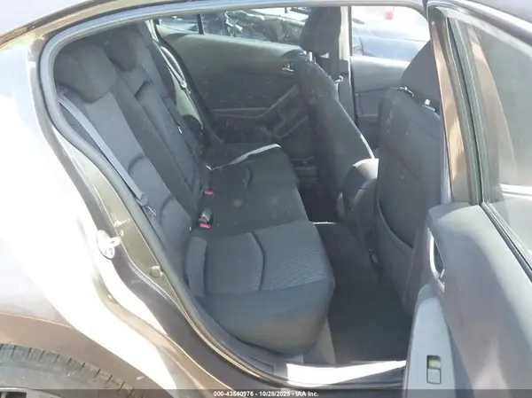 JM1BM1M79G1317192 2016 MAZDA 3 - Image 8