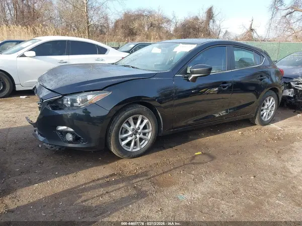 JM1BM1M79G1342545 2016 MAZDA 3 - Image 2