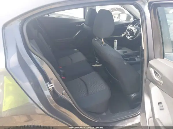 JM1BM1M7XG1337158 2016 MAZDA 3 - Image 8