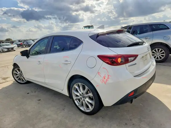 JM1BM1N30G1278018 2016 MAZDA 3 - Image 2