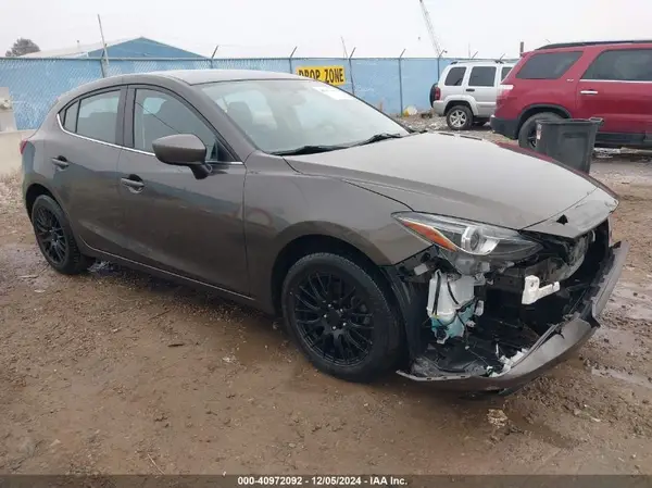 JM1BM1N35G1276894 2016 MAZDA 3 - Image 1