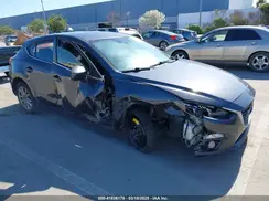 JM1BM1N74G1333699 2016 MAZDA 3
