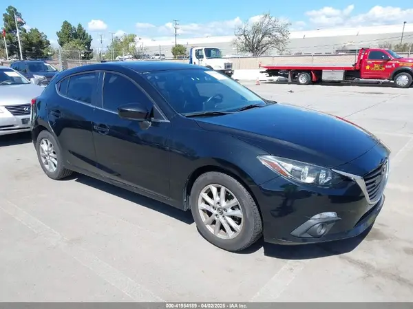 JM1BM1N74G1346467 2016 MAZDA 3 - Image 1