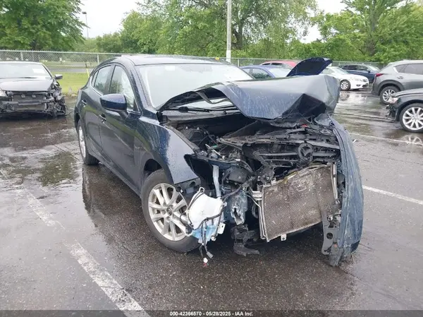 JM1BM1N77G1338153 2016 MAZDA 3 - Image 1