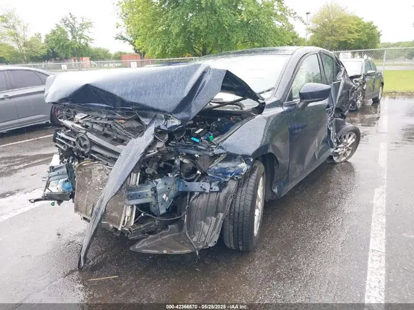 JM1BM1N77G1338153 2016 MAZDA 3 - Image 2