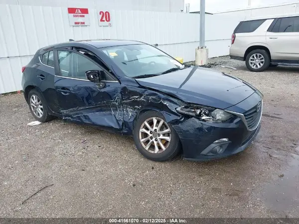 JM1BM1N7XG1326093 2016 MAZDA 3 - Image 1