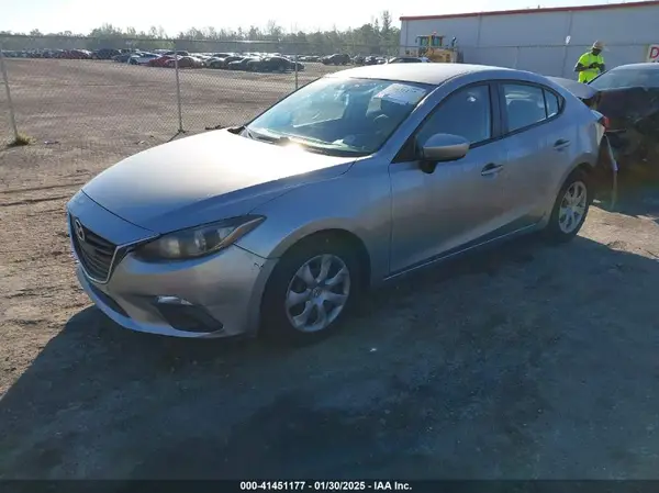 JM1BM1T70G1297044 2016 MAZDA 3 - Image 2