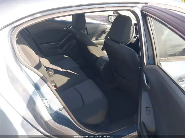 JM1BM1T70G1315557 2016 MAZDA 3 - Image 8