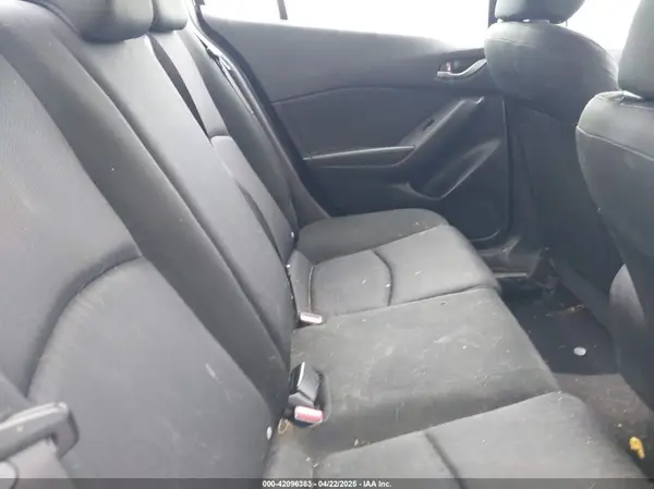 JM1BM1T71G1339611 2016 MAZDA 3 - Image 8
