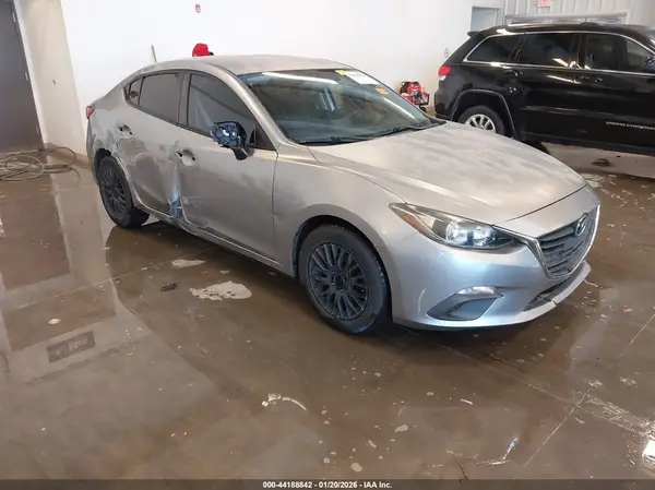 JM1BM1T73G1313883 2016 MAZDA 3 - Image 1