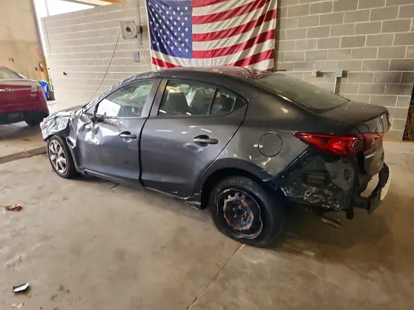 JM1BM1T76G1313196 2016 MAZDA 3 - Image 2