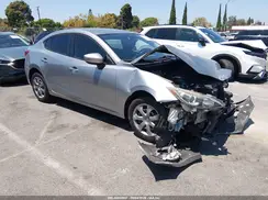 JM1BM1T76G1355772 2016 MAZDA 3