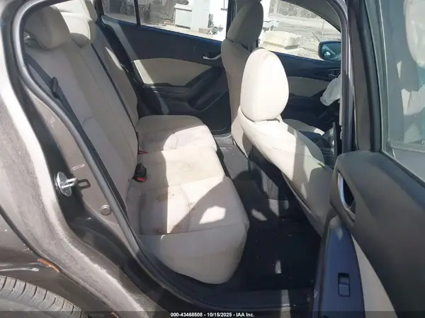 JM1BM1T77G1299003 2016 MAZDA 3 - Image 8