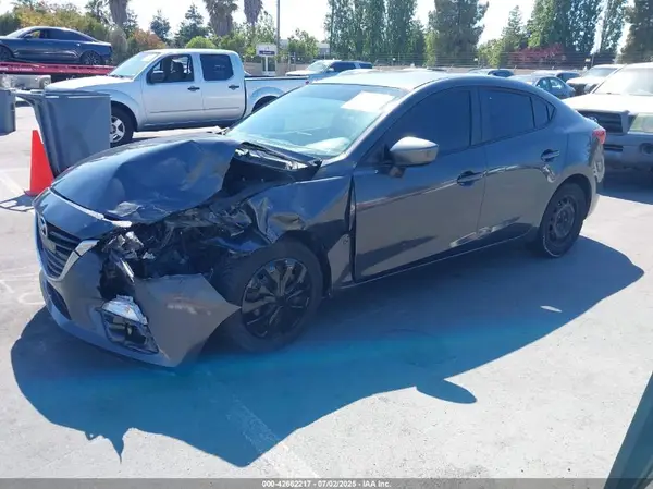 JM1BM1T7XG1290375 2016 MAZDA 3 - Image 2