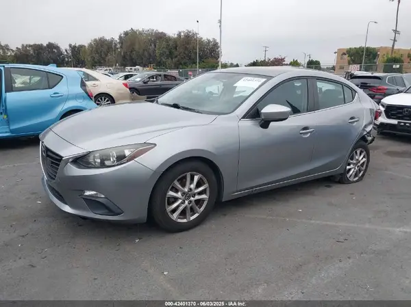 JM1BM1U71G1330891 2016 MAZDA 3 - Image 2