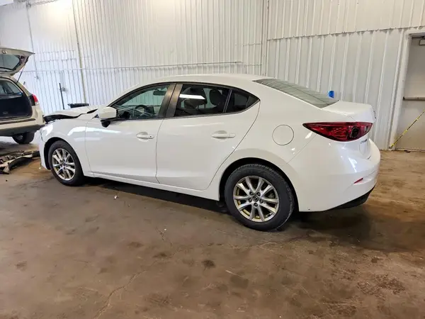JM1BM1U75G1299127 2016 MAZDA 3 - Image 2