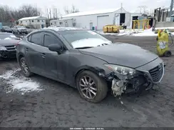 JM1BM1U75G1304293 2016 MAZDA 3