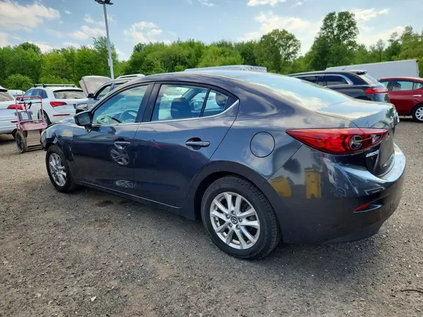 JM1BM1U75G1333776 2016 MAZDA 3 - Image 2