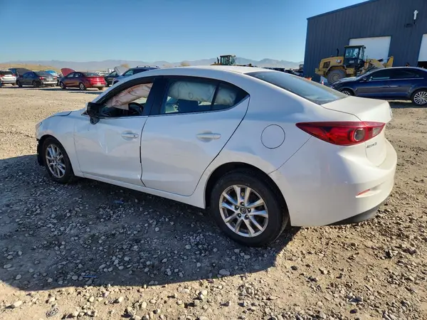 JM1BM1U76G1304786 2016 MAZDA 3 - Image 2