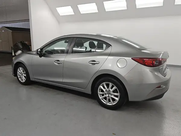 JM1BM1U77G1285794 2016 MAZDA 3 - Image 2