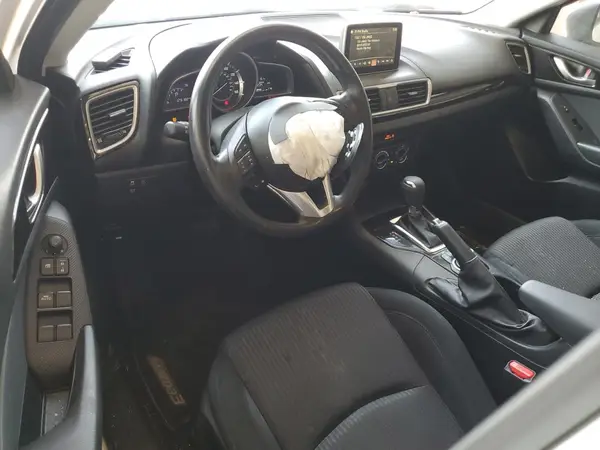 JM1BM1U77G1311083 2016 MAZDA 3 - Image 8