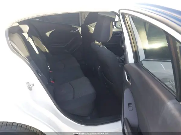 JM1BM1U79G1284565 2016 MAZDA 3 - Image 8