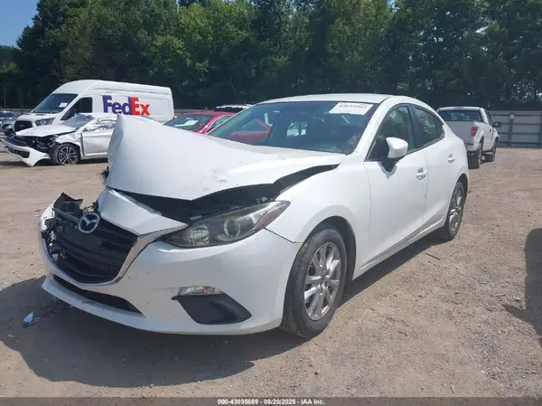 JM1BM1U7XG1284834 2016 MAZDA 3 - Image 2