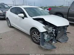 JM1BM1U7XG1295445 2016 MAZDA 3