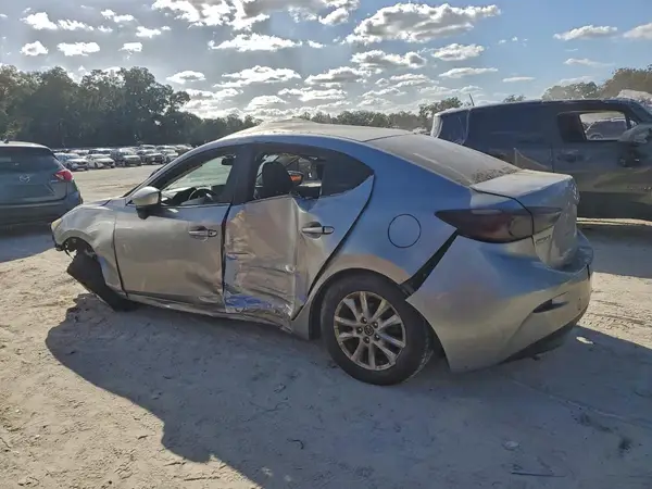 JM1BM1U7XG1305617 2016 MAZDA 3 - Image 2
