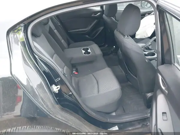 JM1BM1U7XG1306699 2016 MAZDA 3 - Image 8