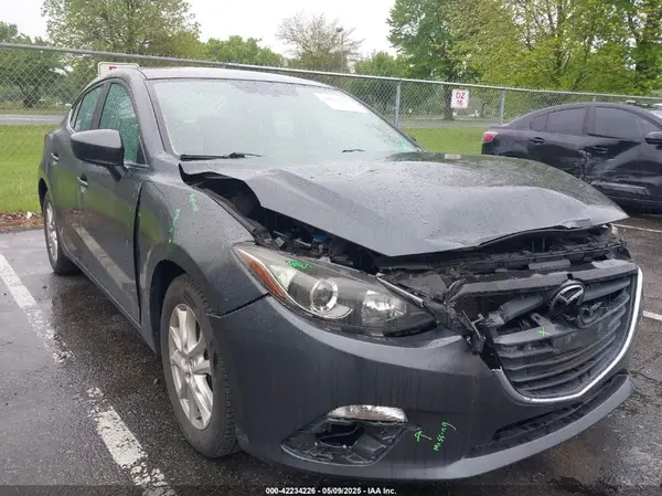 JM1BM1U7XG1314141 2016 MAZDA 3 - Image 1