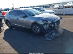 JM1BM1U7XG1337841 2016 MAZDA 3
