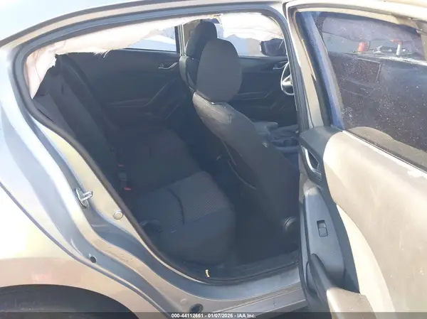 JM1BM1U7XG1337841 2016 MAZDA 3 - Image 8