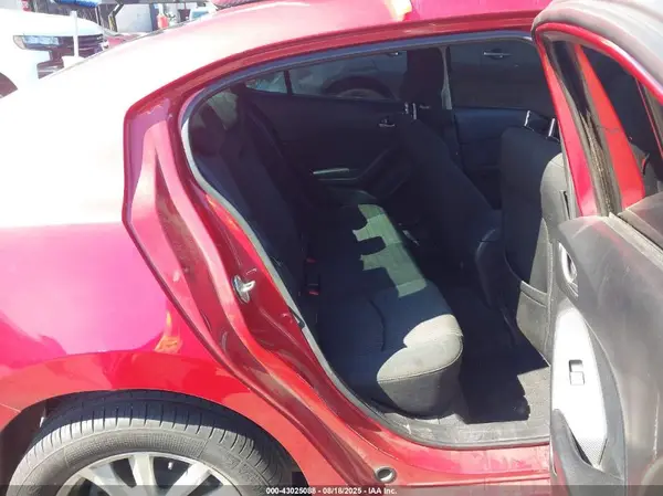 JM1BM1V71G1279861 2016 MAZDA 3 - Image 8